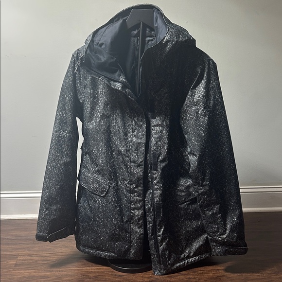 Mountain Hardwear Black Ski & Snow Jacket - Picture 1 of 1
